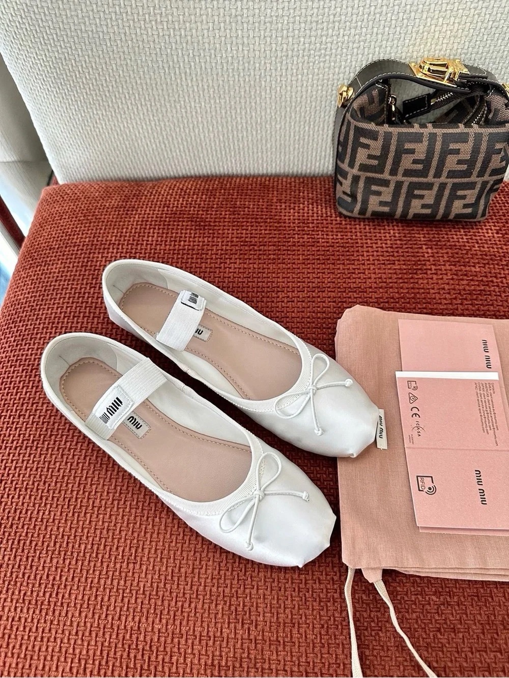 Miu Miu White Leather Mary Jane Ballet Flats with Bow - Picture 5 of 7